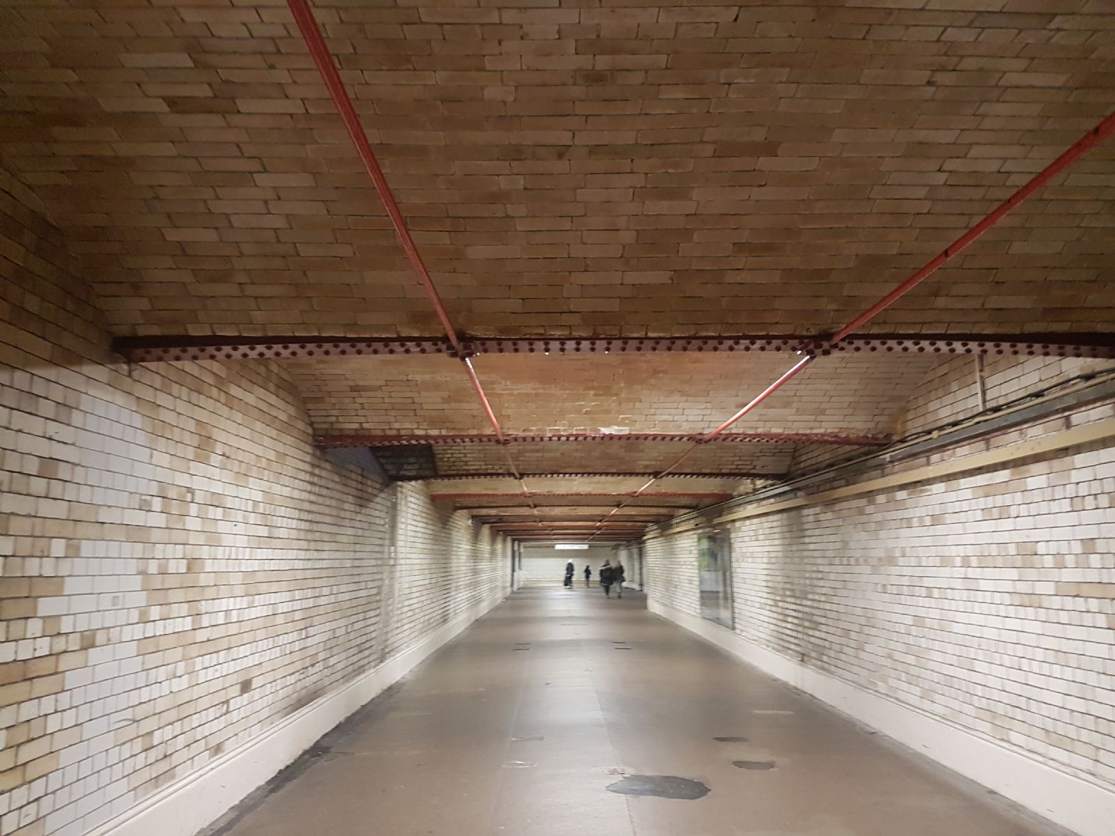 Tunnel, South Kensington Station